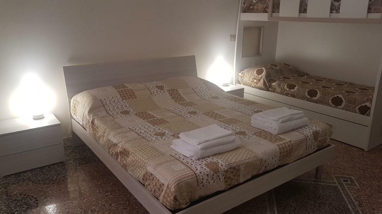 Casa Vacanze Simona Vicino A Piazza Navona Rom Eksteriør billede